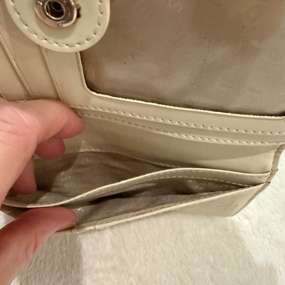 Kate Spade New York Leather Wallet Women’s Zip Around Card Holder Emerald Green - Picture 8 of 14